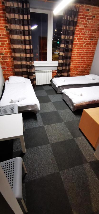 Hostel Warszawa-Ursus Varsóvia Exterior foto