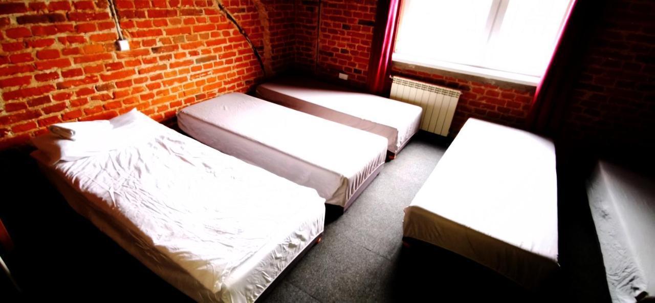 Hostel Warszawa-Ursus Varsóvia Exterior foto
